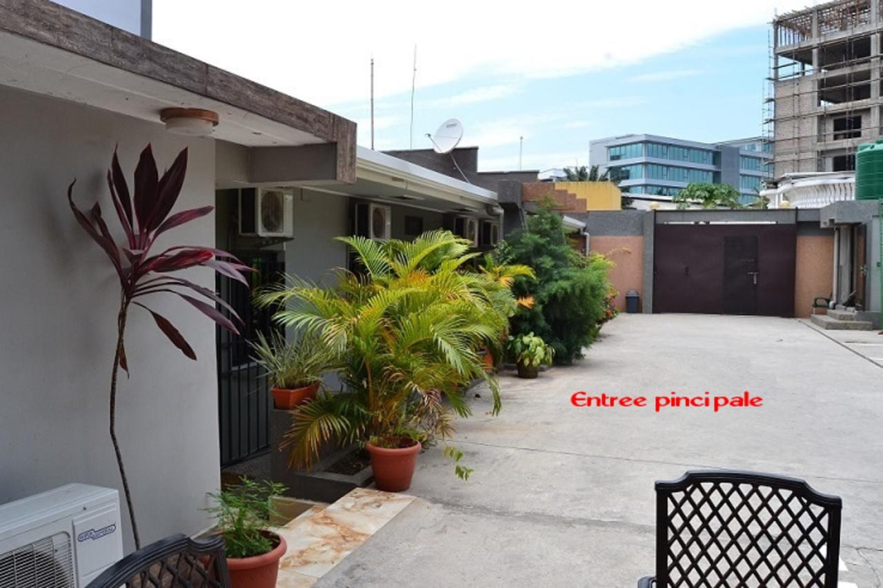 Green Lodge Kinshasa Extérieur photo